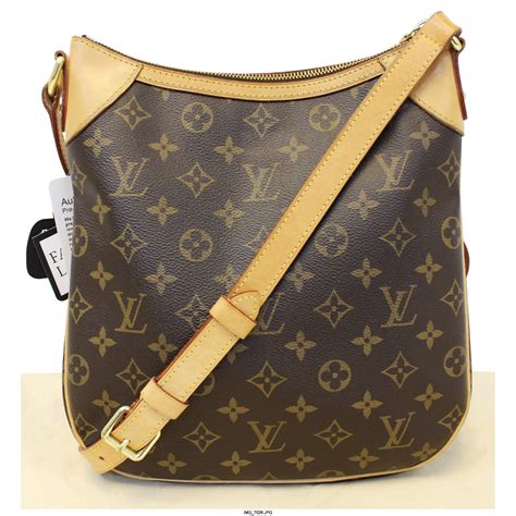 louis vuitton canvas bag review|louis vuitton canvas monogram bags.